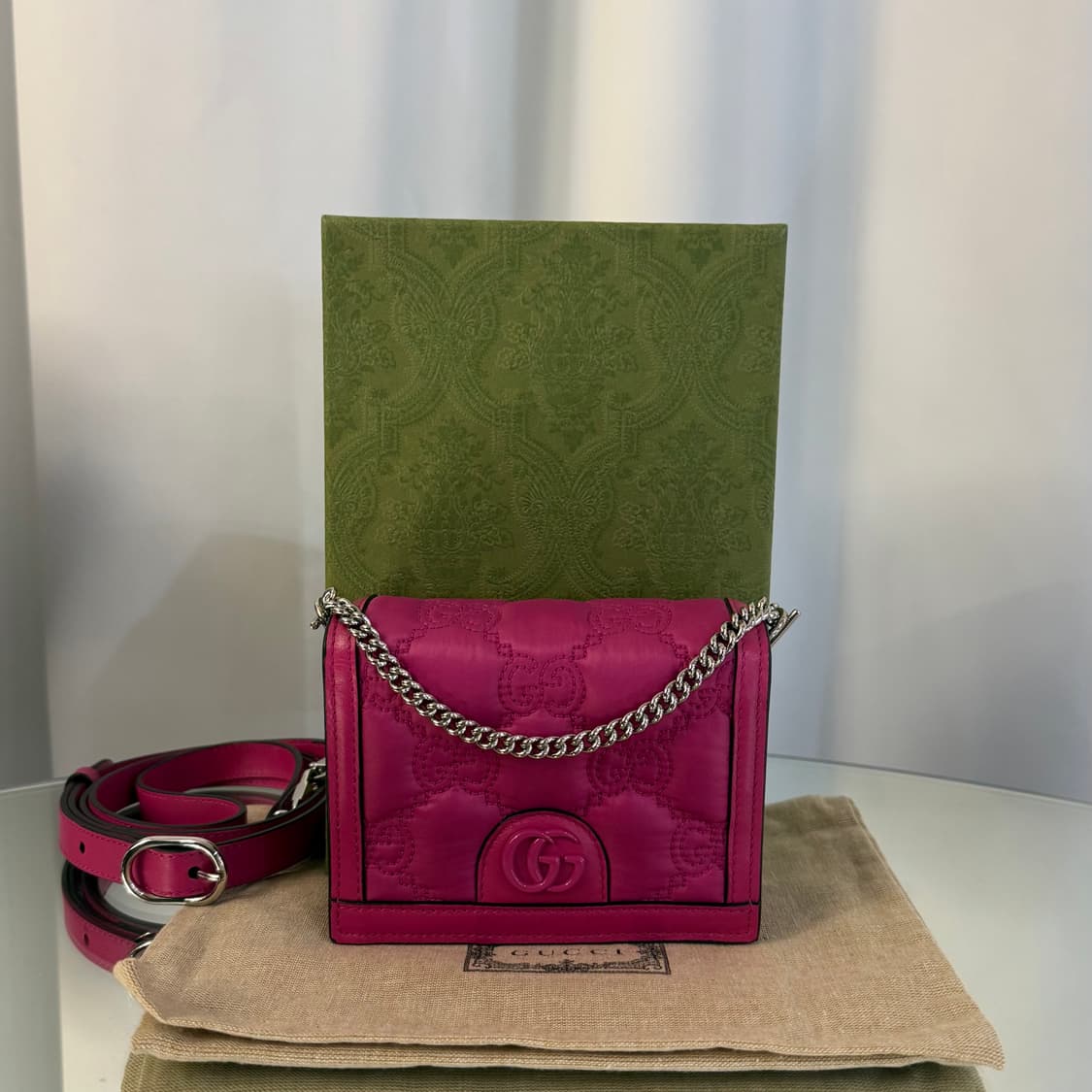 구찌 GG 마틀라세 미니 크로스백  상품이미지2