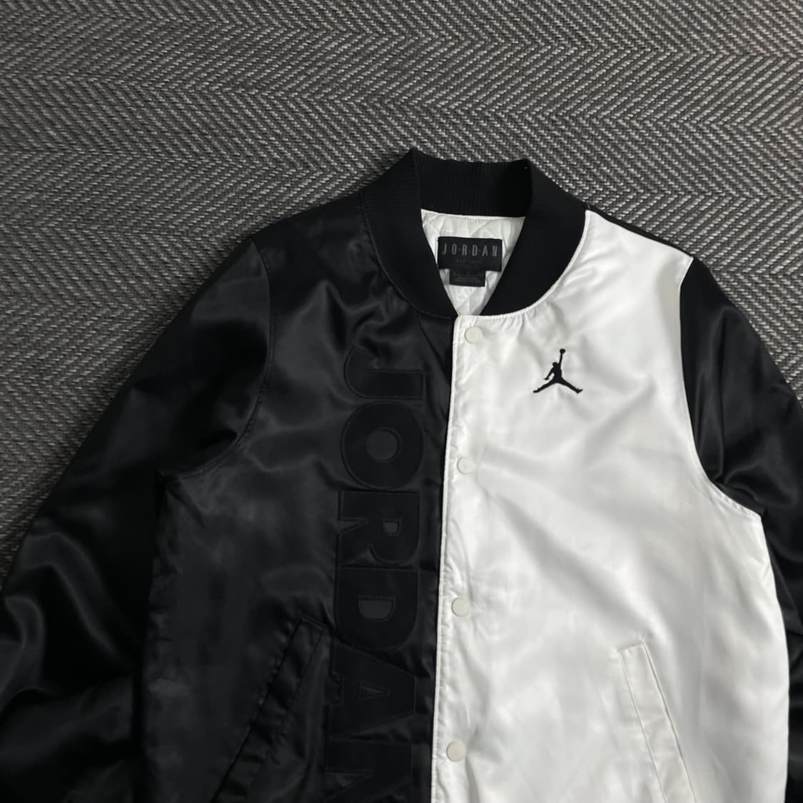 조던 에어조던 빅로고 사틴 바시티 점퍼 o 3882 상품이미지4