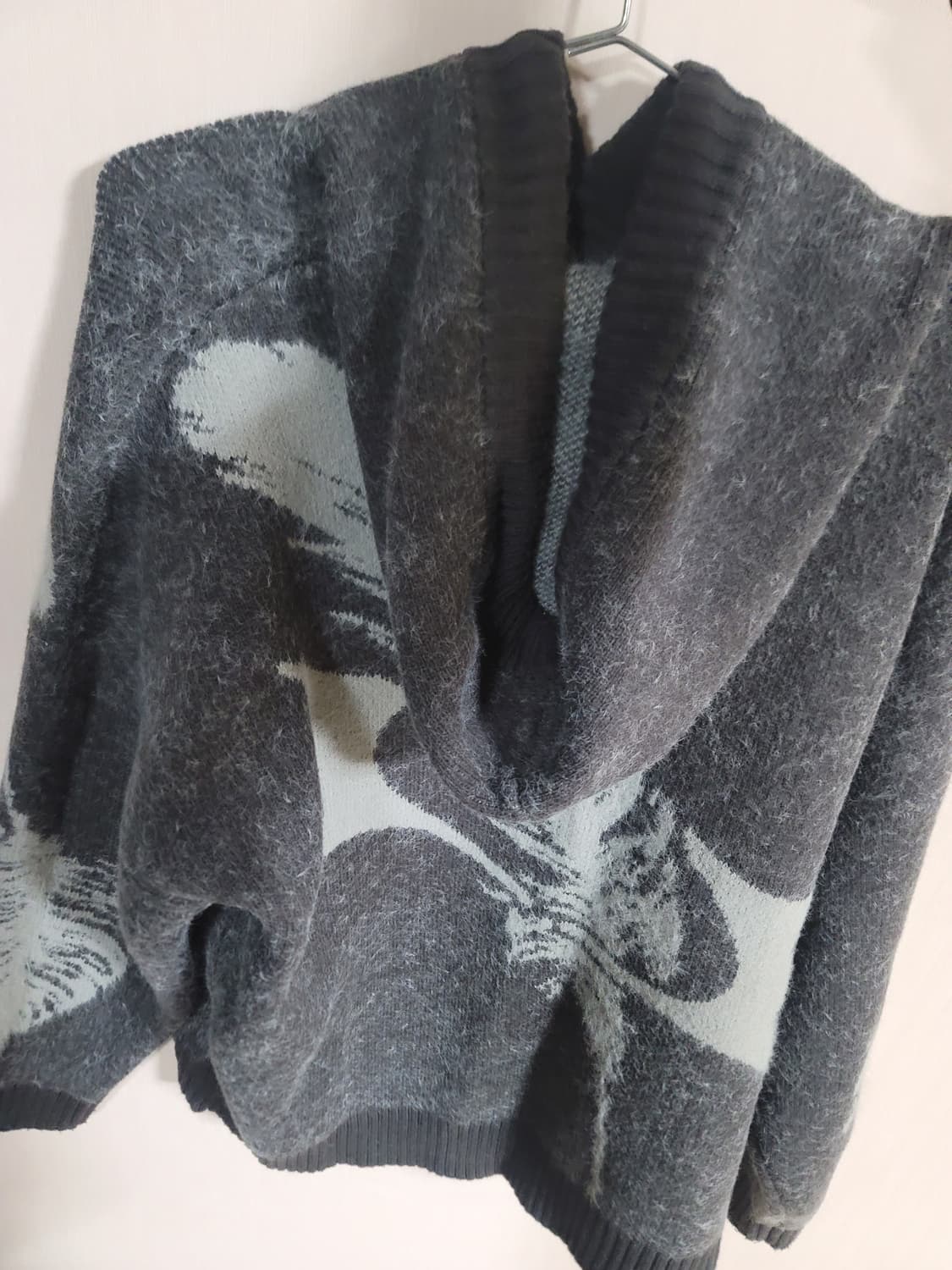 Critic 크리틱 페더 웜홀 후드티 상품이미지4