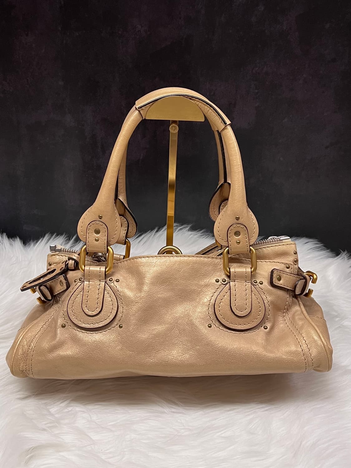 Chloe 끌로에 패딩턴 샴페인골드 레더 아카이브 자물쇠 토트백 상품이미지4