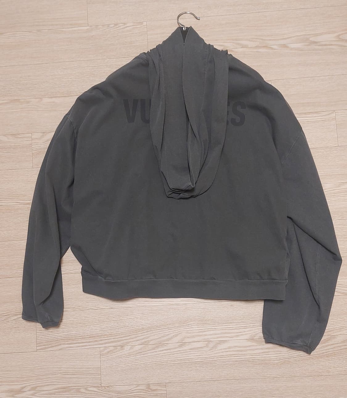 YEEZY 벌쳐스 한국 리스닝파티 머천 후드집업 상품이미지2