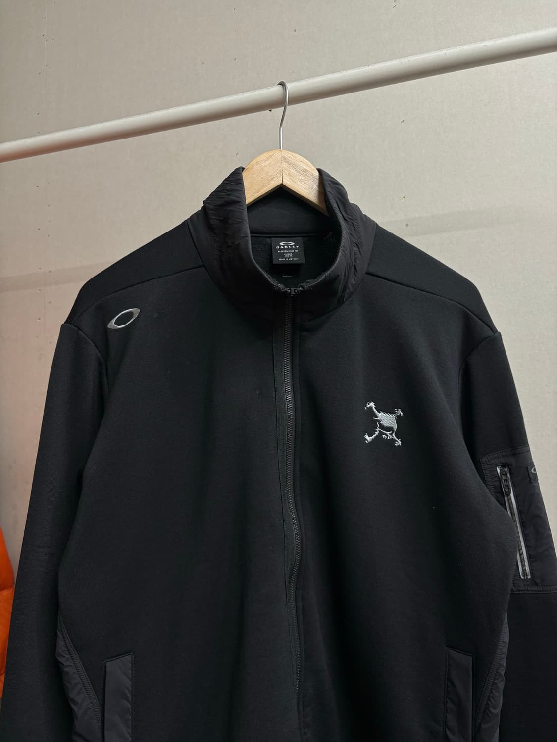 오클리 스컬 투웨이 집업 상품이미지4