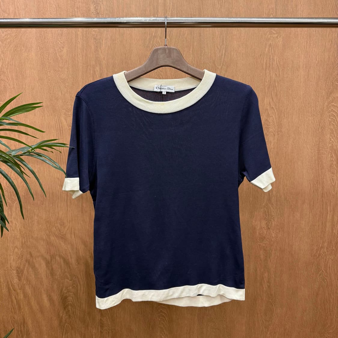 크리스찬 디올 배색 립 반팔 티셔츠 라운드넥 썸머 니트 네이비 상품이미지1