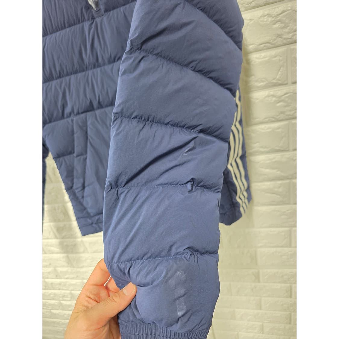 택포) 아디다스 불꽃 아노락 다운 패딩 M 상품이미지3