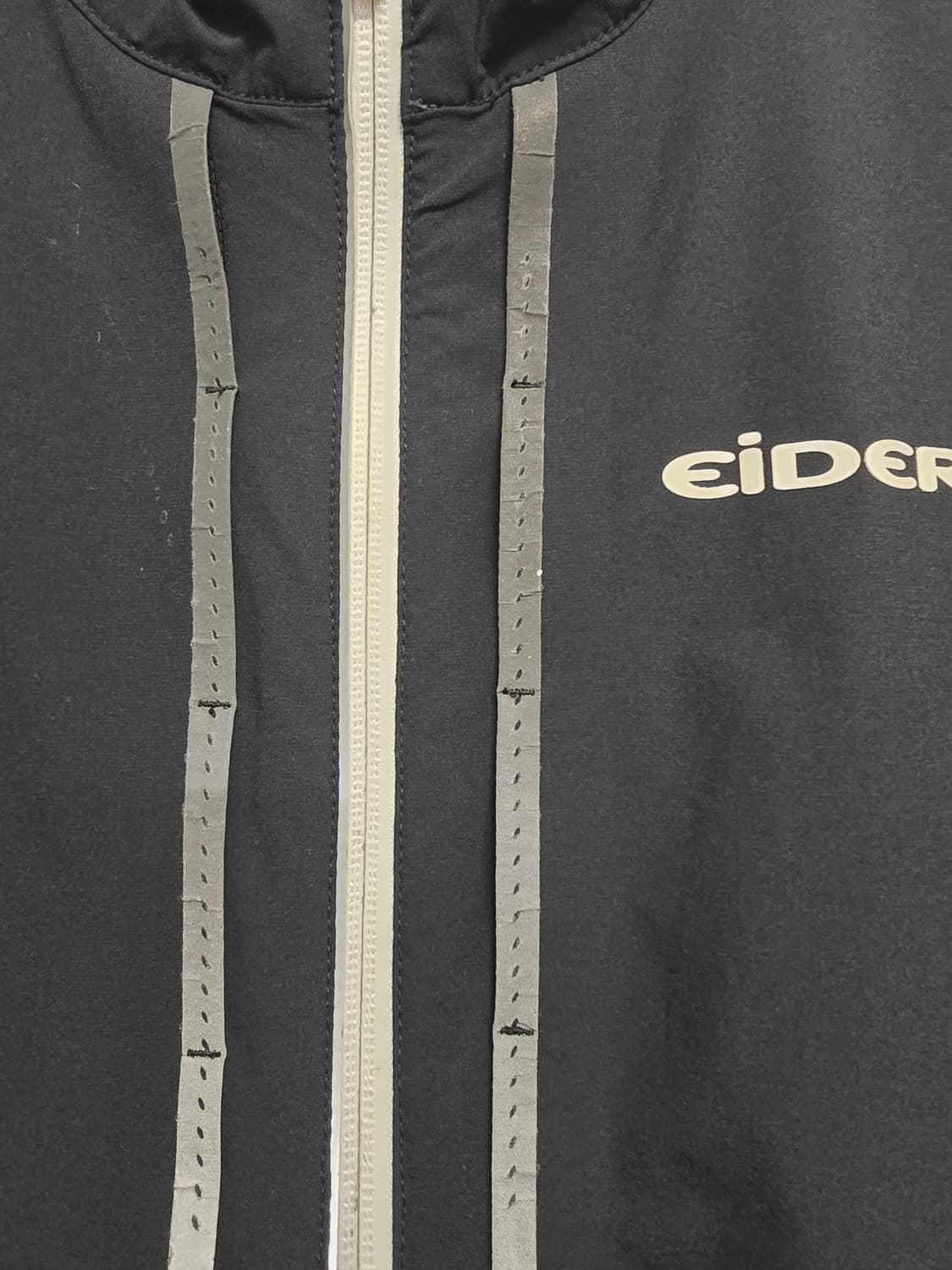 아이더 블랙 바람막이 자켓100 상품이미지5