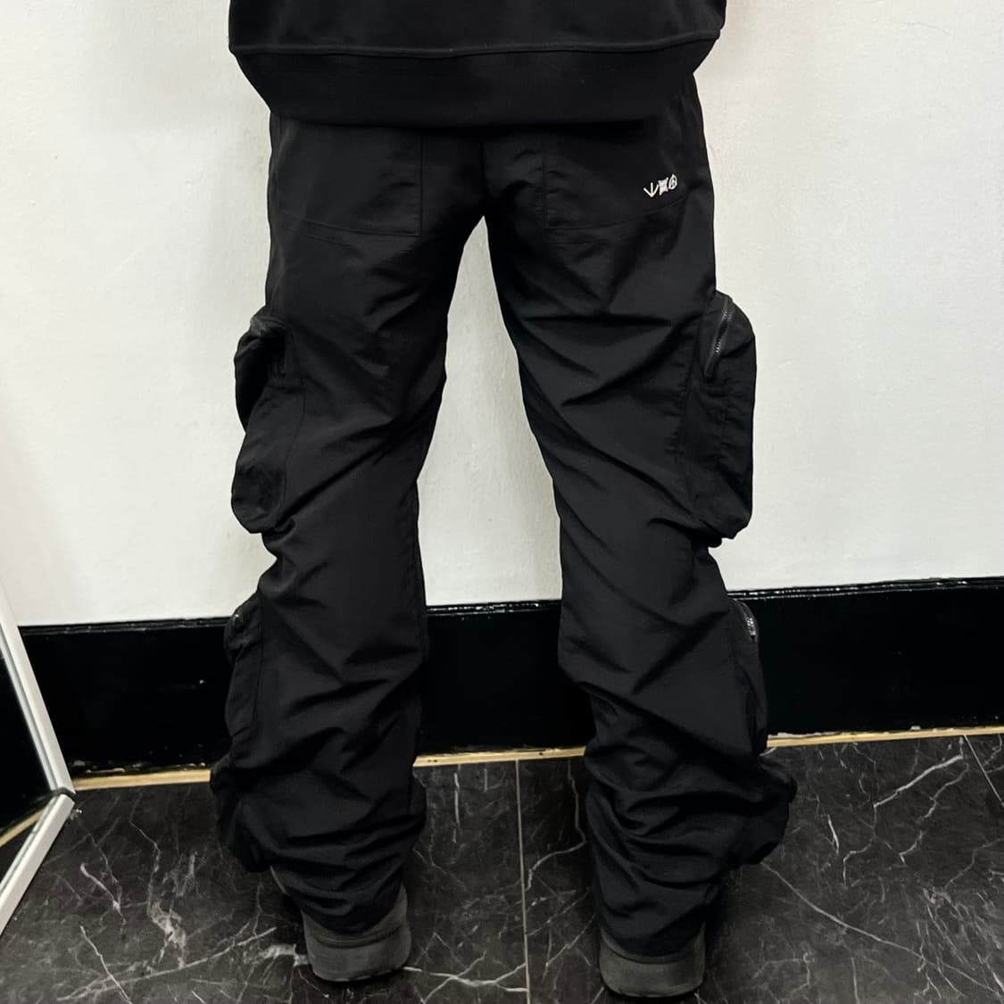 후이즈자코브 6포켓 카고팬츠 블랙 스캇 상품이미지3