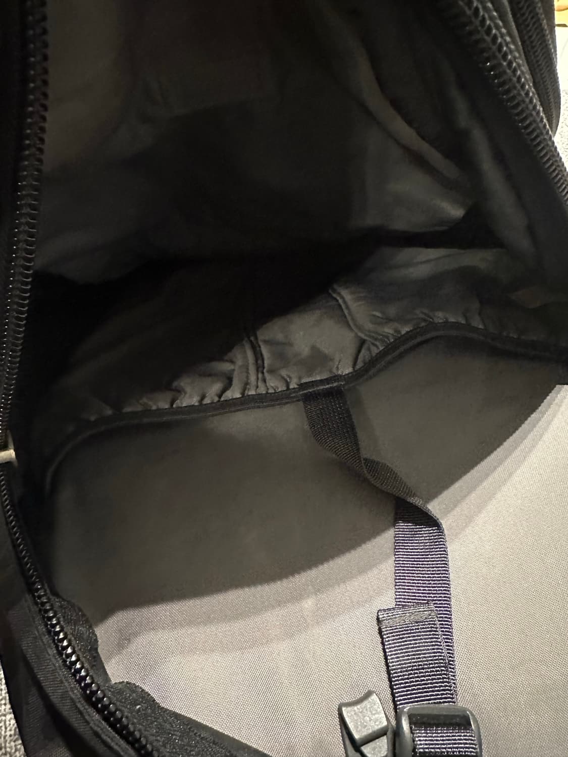 노스페이스 핫샷 33L 상품이미지4