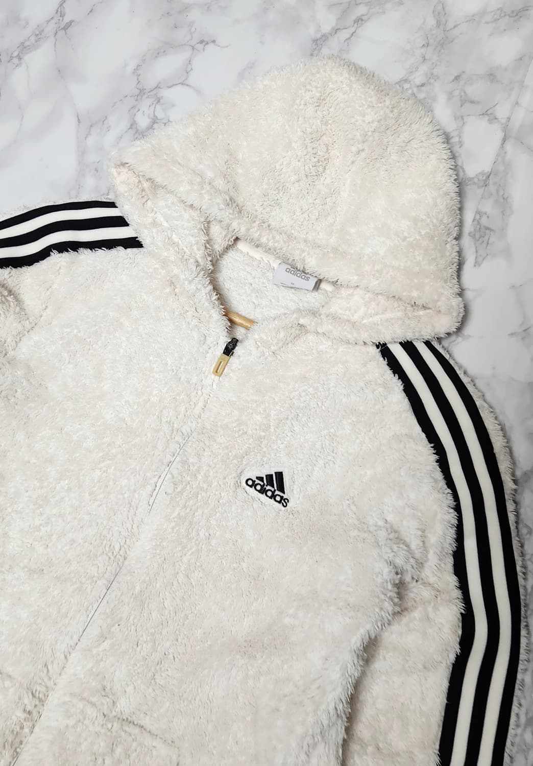 아디다스 삼선 흰검 뽀글이 후리스 후드 자켓 상품이미지4