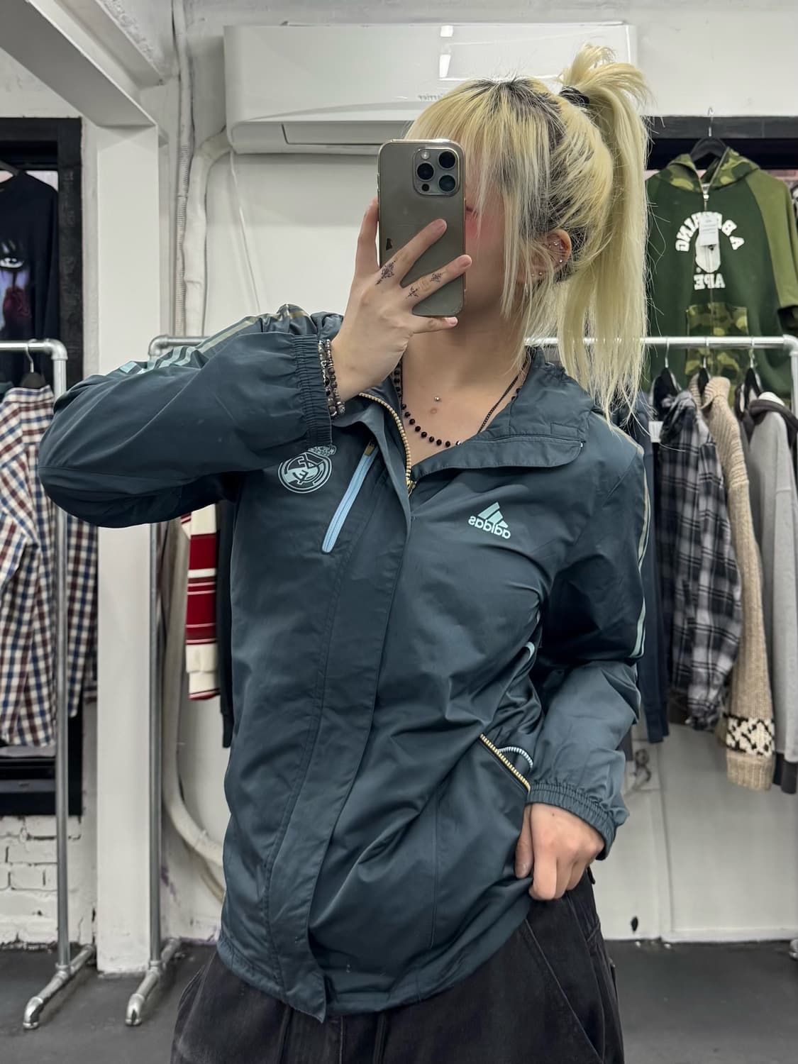 아디다스 레알마드리드 바람막이 상품이미지4