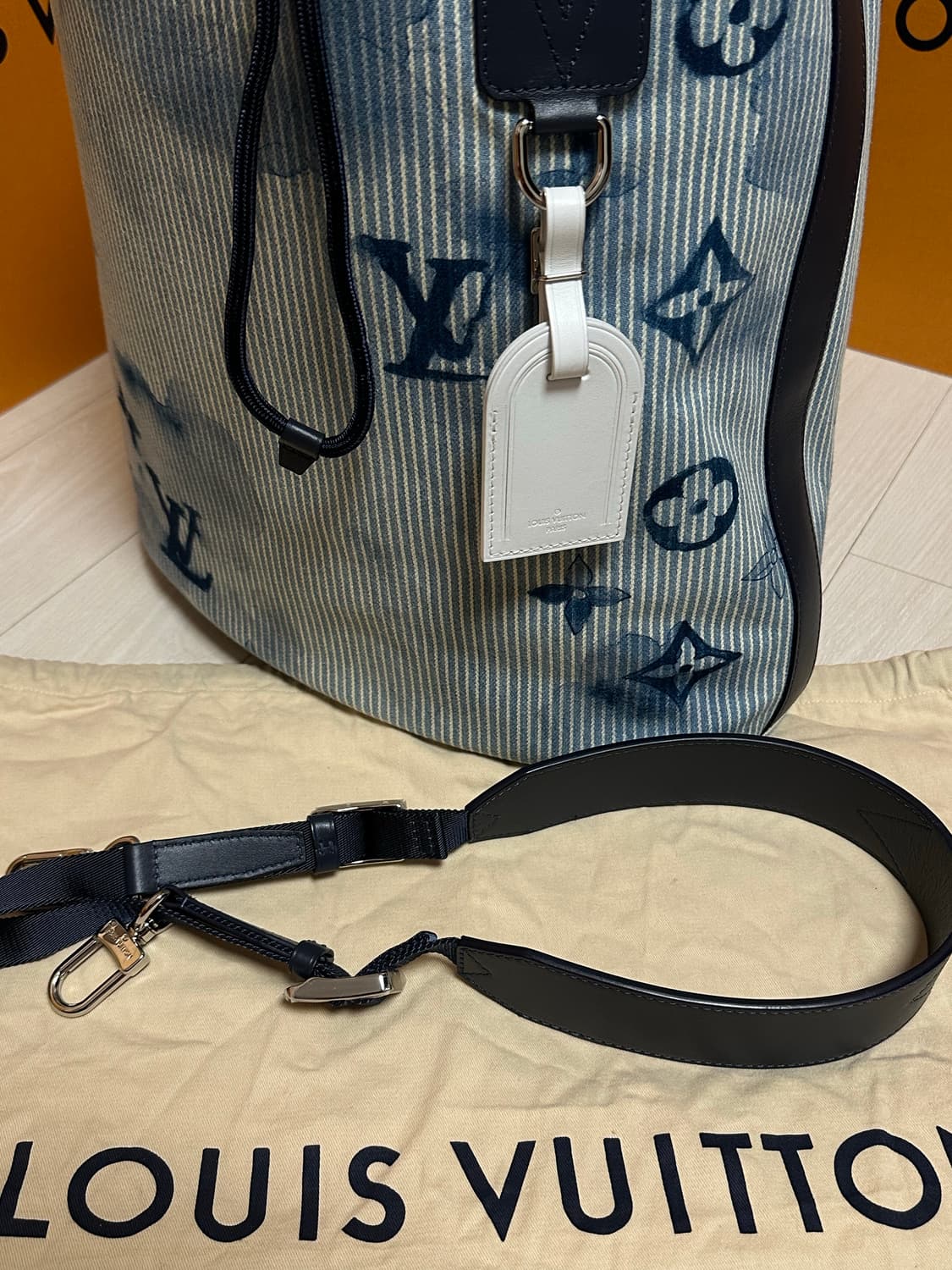 루이비통 삭 마린 히코리 워터컬러 크로스백 os 상품이미지6