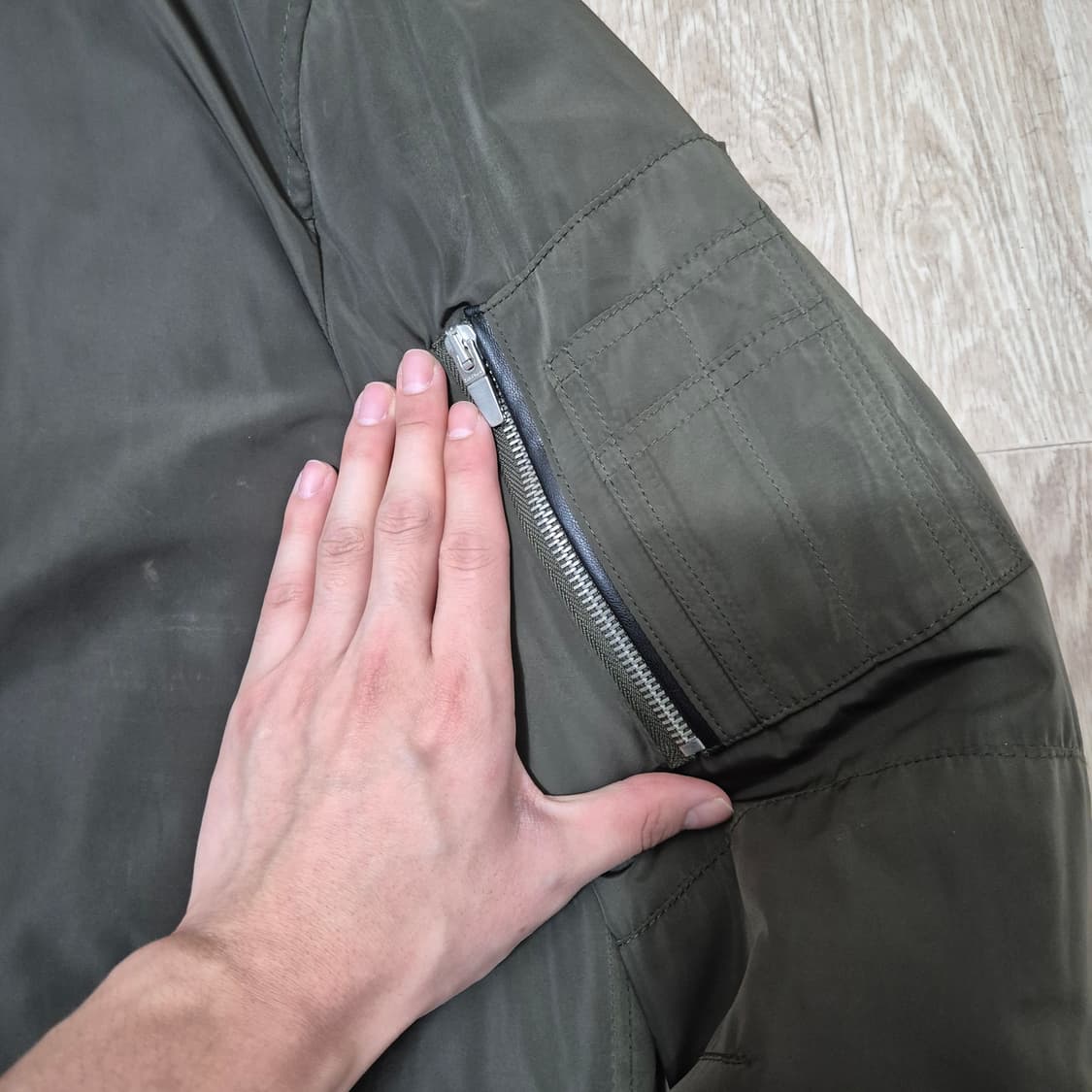 자라 남성 오리지널 MA-1 항공점퍼 상품이미지4