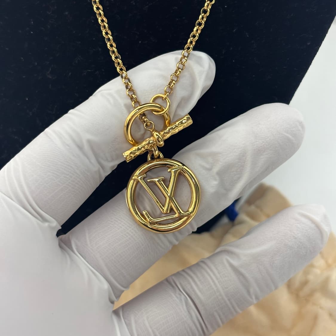 루이비통 루이즈 목걸이
 상품이미지3