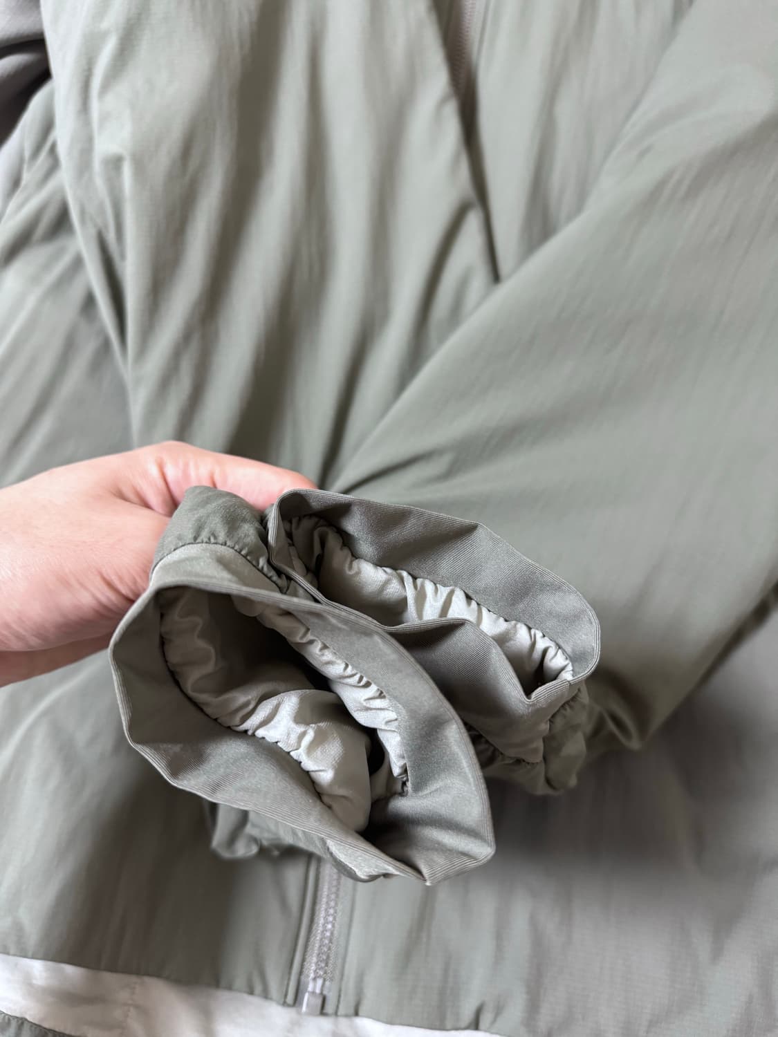 (S급) 아크테릭스 아톰 LT 후디 포리지 상품이미지7