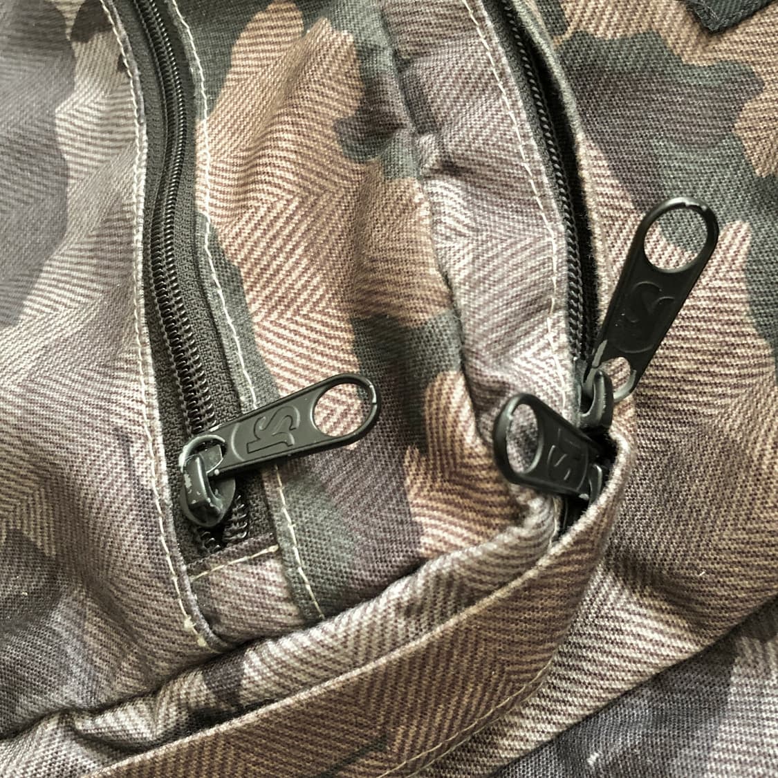 잔스포츠 카모 백팩  상품이미지2