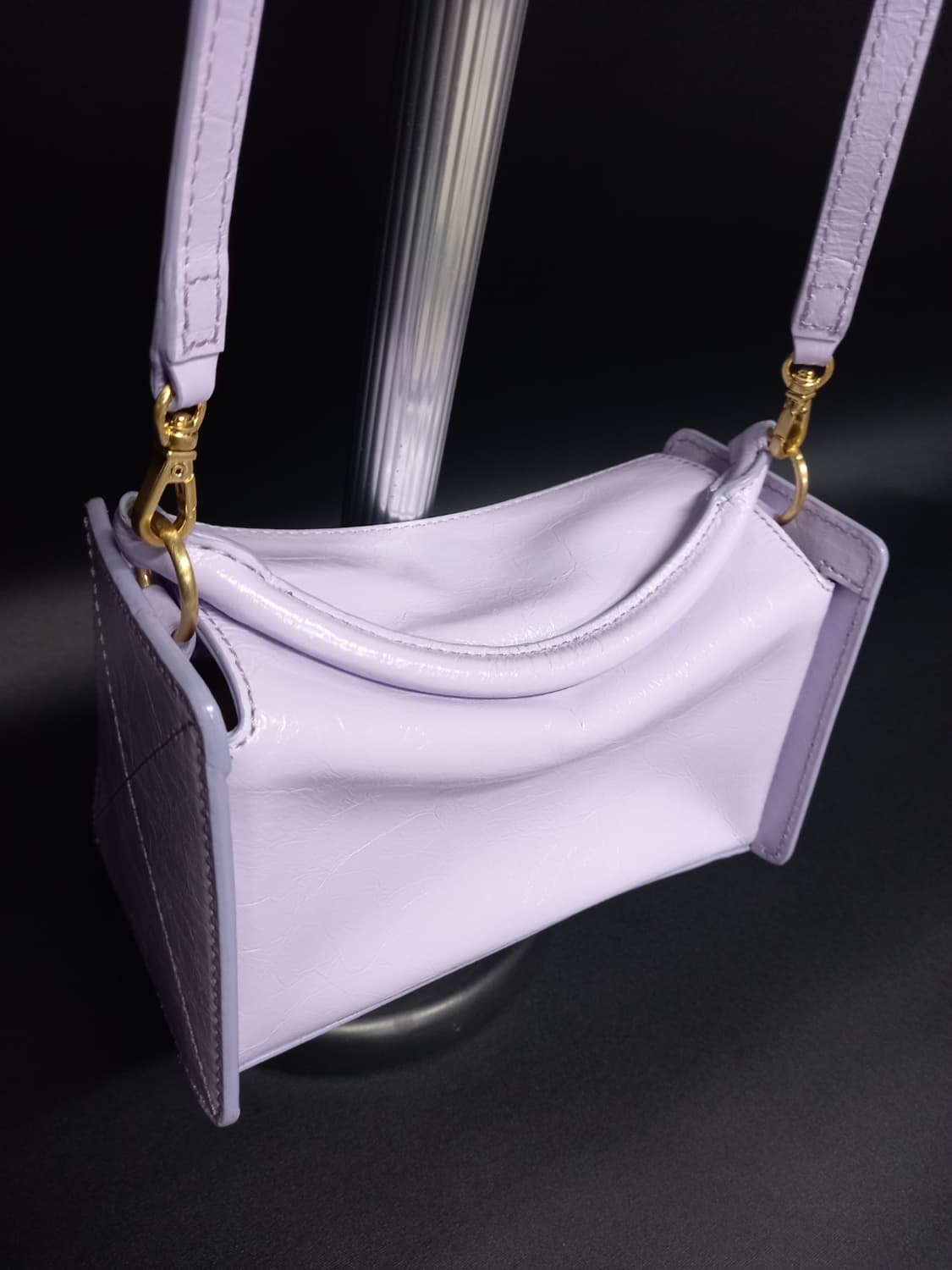 덕케 미니 크로스바디백 상품이미지4