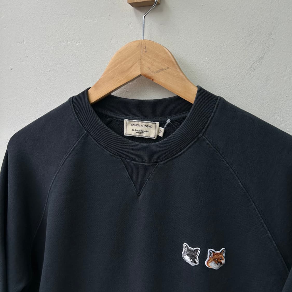 16530 - 메종키츠네 더블 폭스헤드 맨투맨 상품이미지3