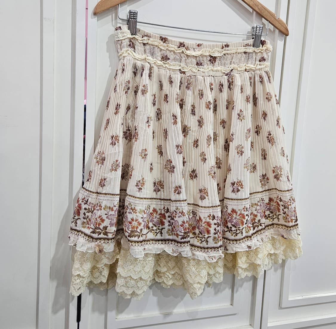 엑시즈팜(axes femme) 보헤미안 플라워 레이스치마 상품이미지2