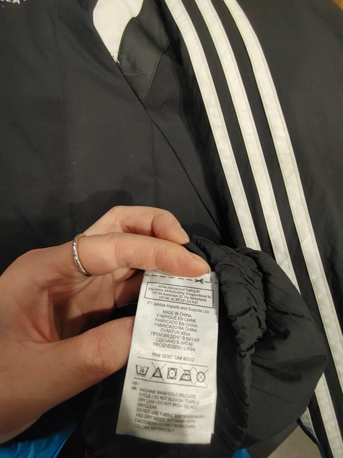 무배) 아디다스 OG 삼선 스포츠 패딩- M 상품이미지8