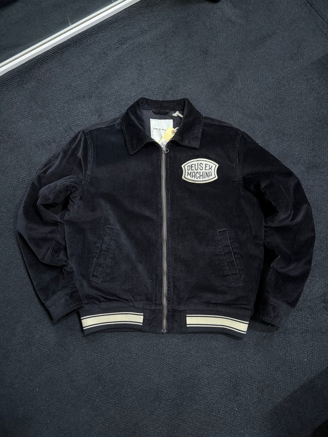 데우스 엑스 마키나 레논 코듀로이 봄버 자켓 상품이미지1