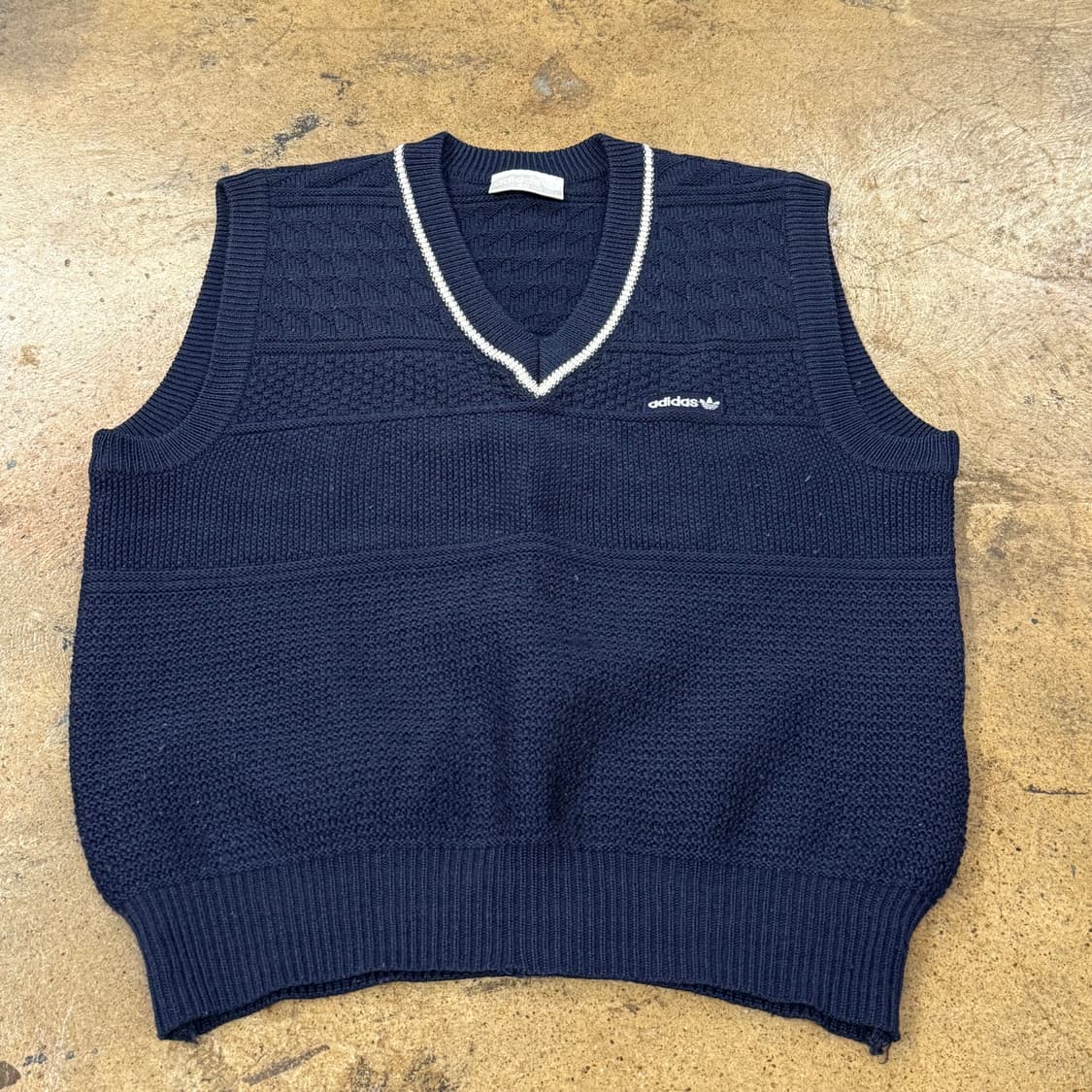 아디다스 네이비 니트 조끼 100 상품이미지2