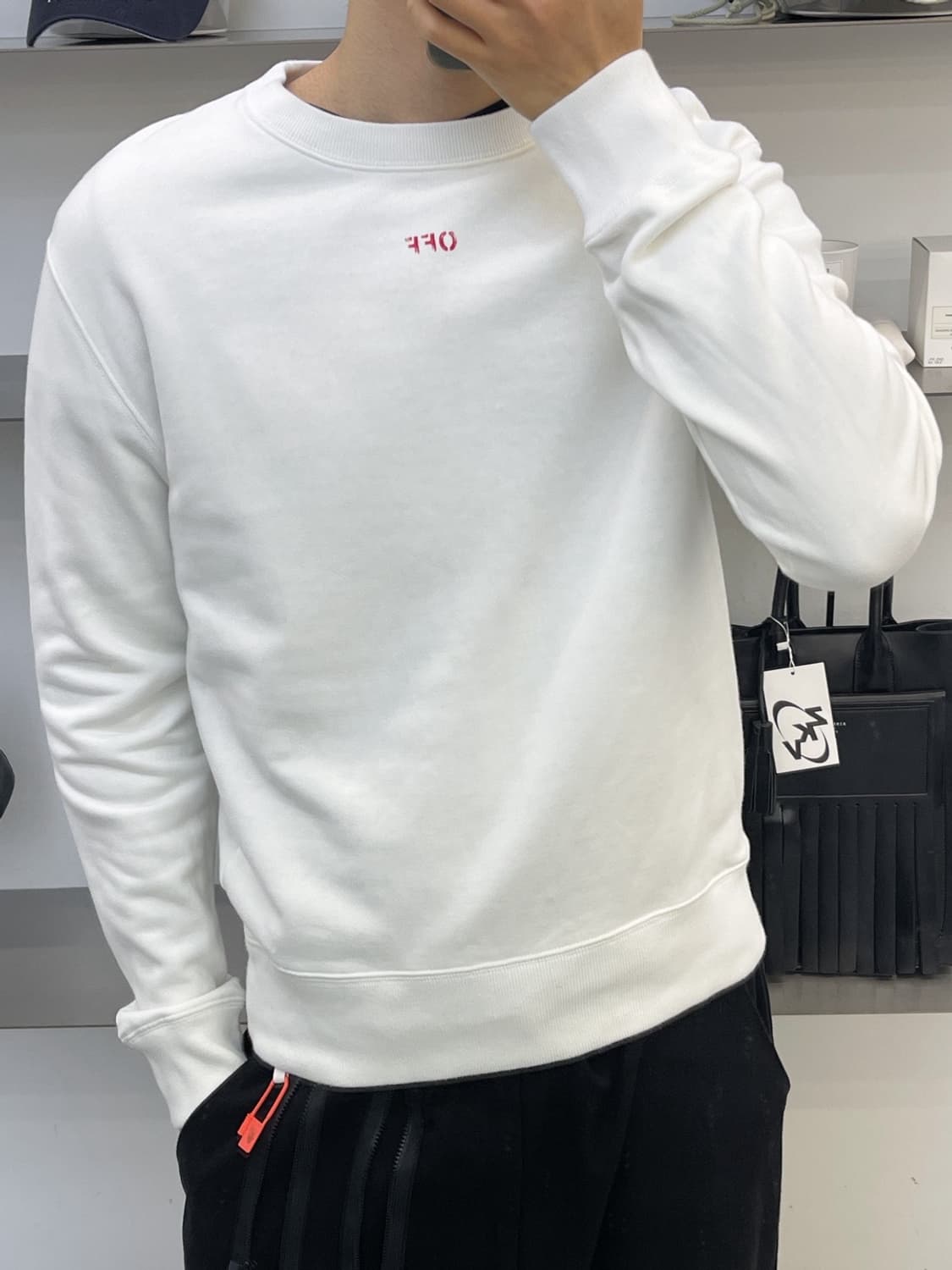 오프화이트 20fw 스텐실 애로우 스웻셔츠 상품이미지2
