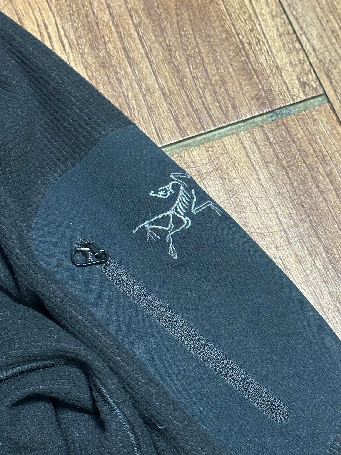 아크테릭스 델타 LT 블랙 L 상품이미지2