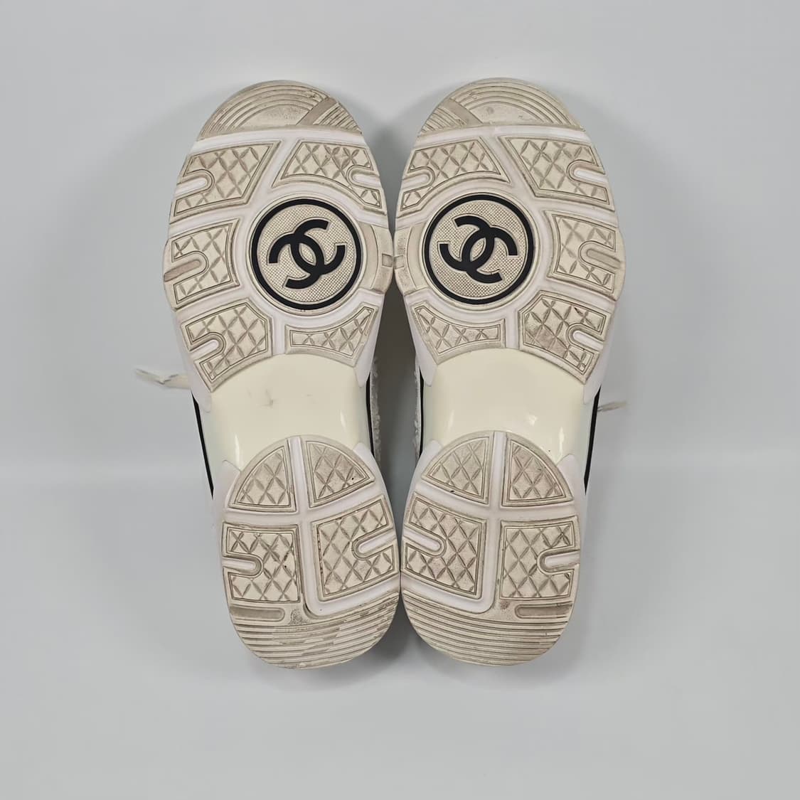 샤넬 CC로고 트위드 스니커즈 ( 235 ) 상품이미지7