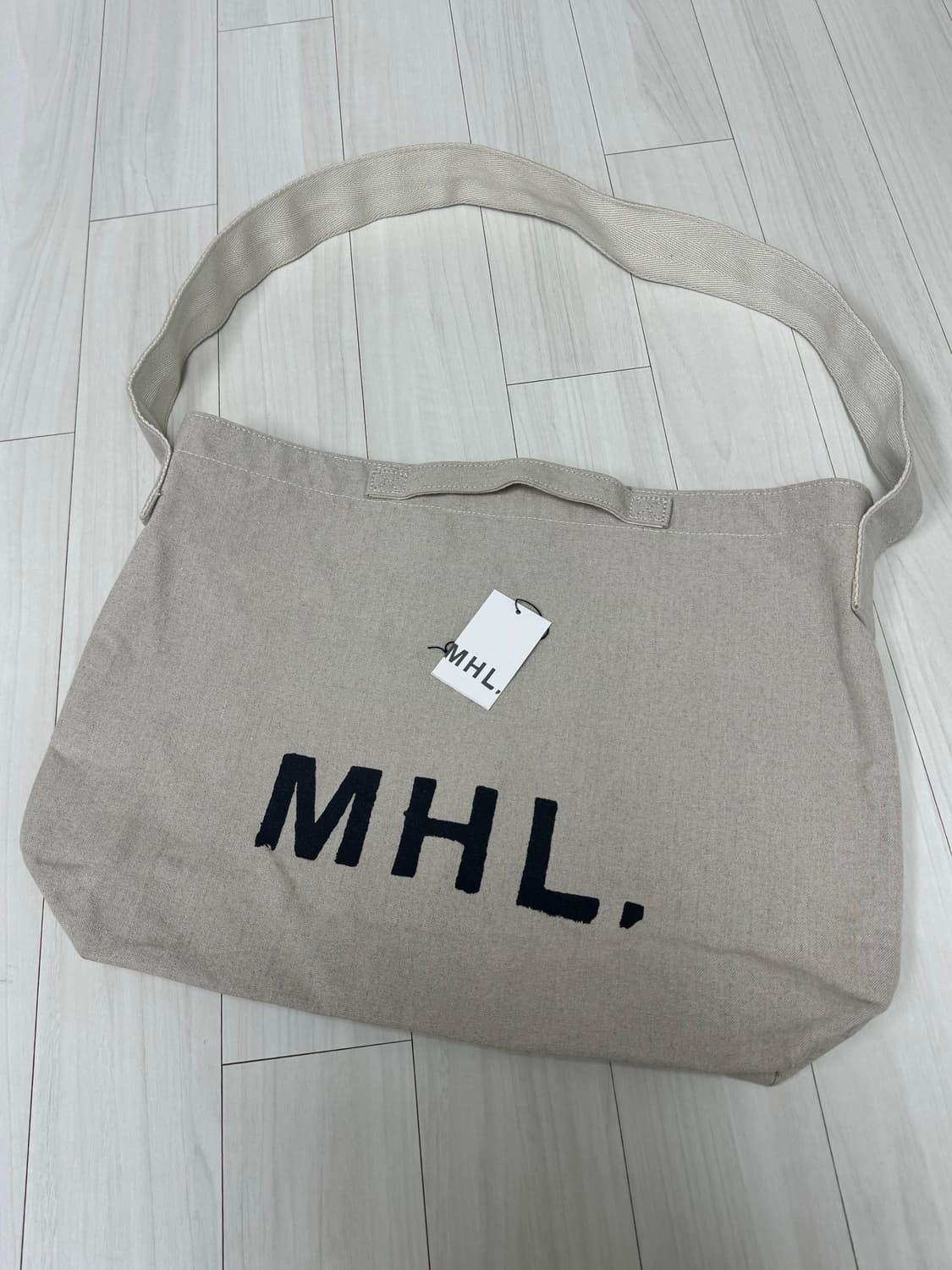 MHL 매장 구매 정품 헤비 코튼 크로스 캔버스백 상품이미지1