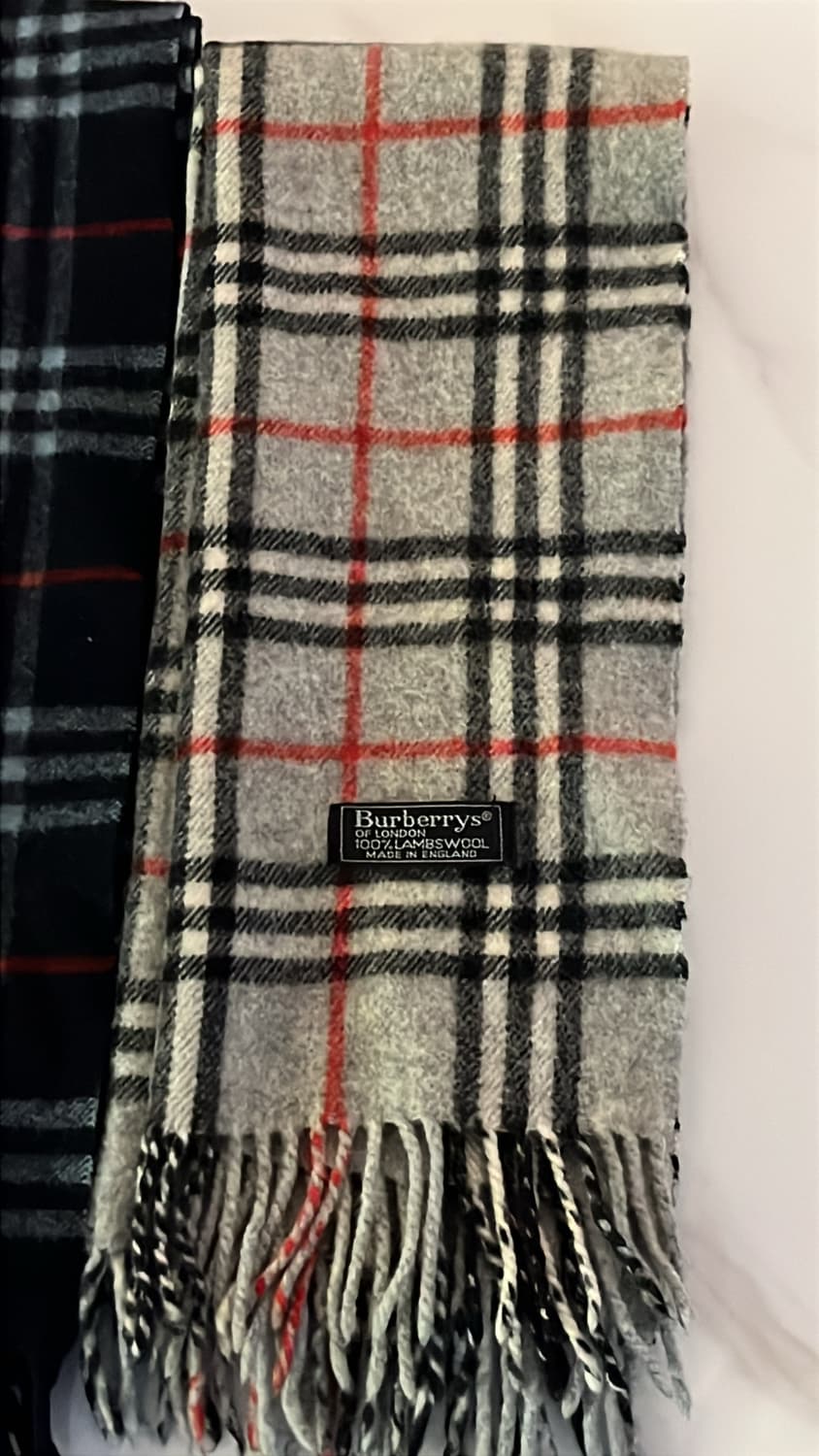 버버리 그레이 체크 머플러  상품이미지1