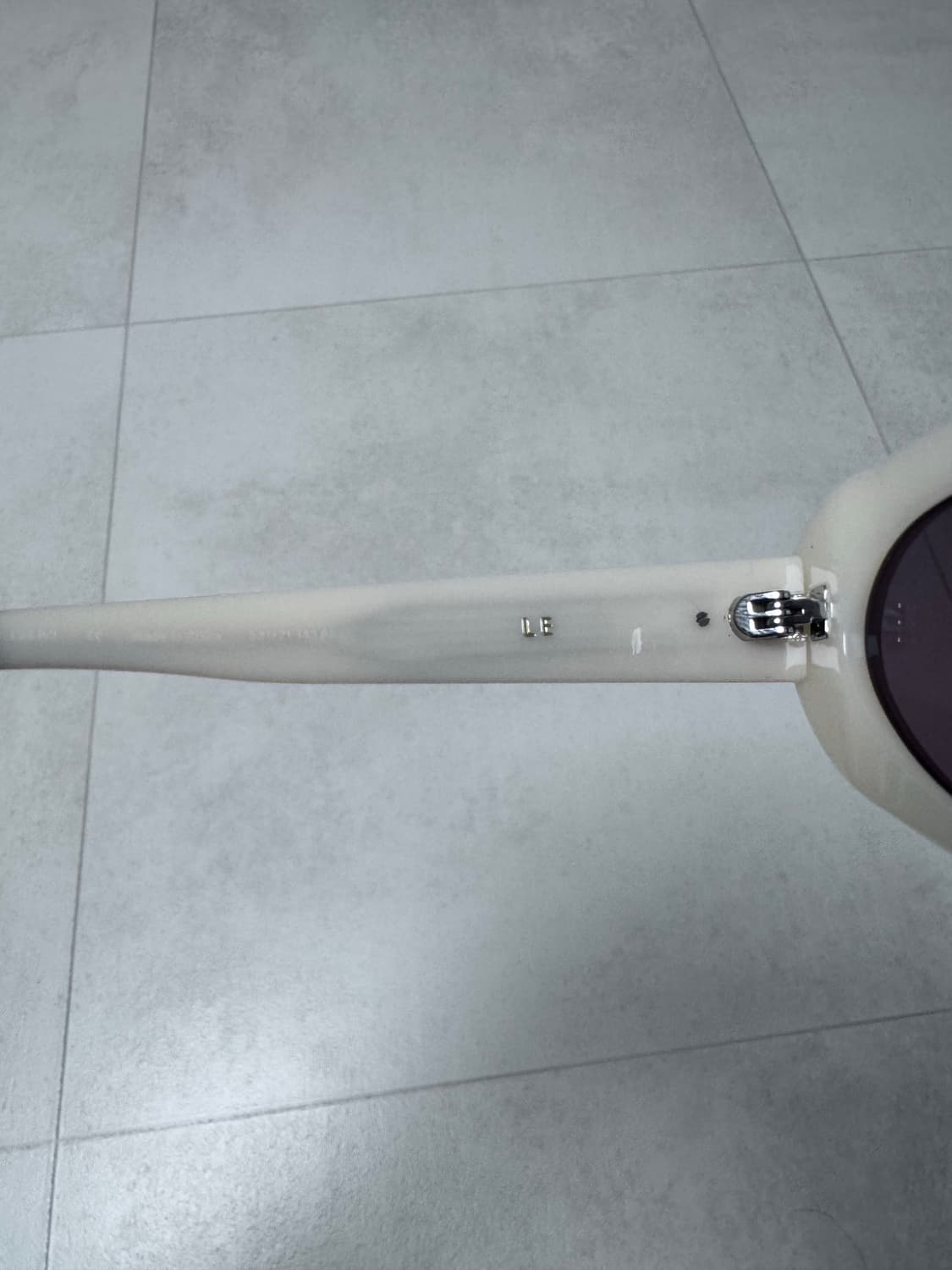 (중고) 젠틀몬스터 le(르) 아이보리 상품이미지5