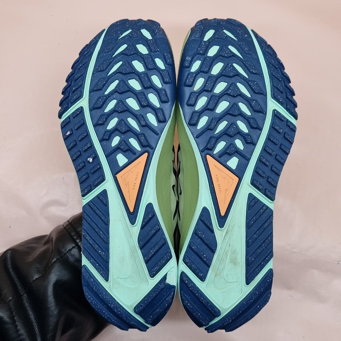 나이키 리액트 페가수스 트레일4 운동화255 상품이미지3