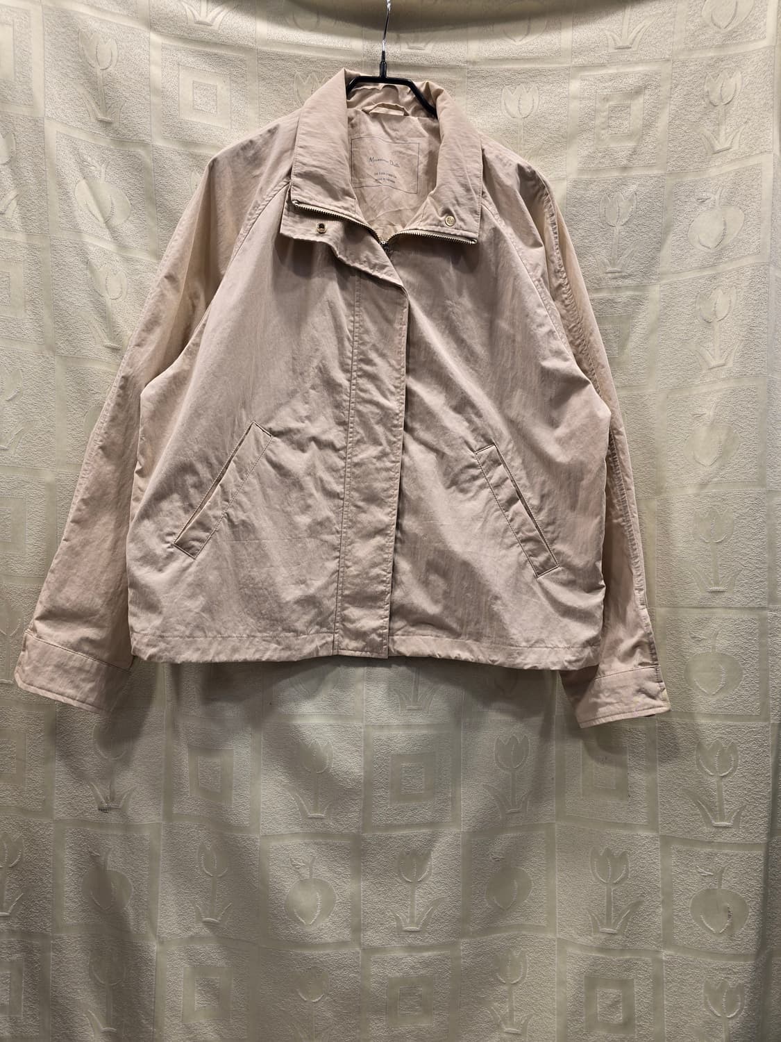 마시모두띠 Massimo Dutti 베이지색 자켓 S~M 상품이미지1