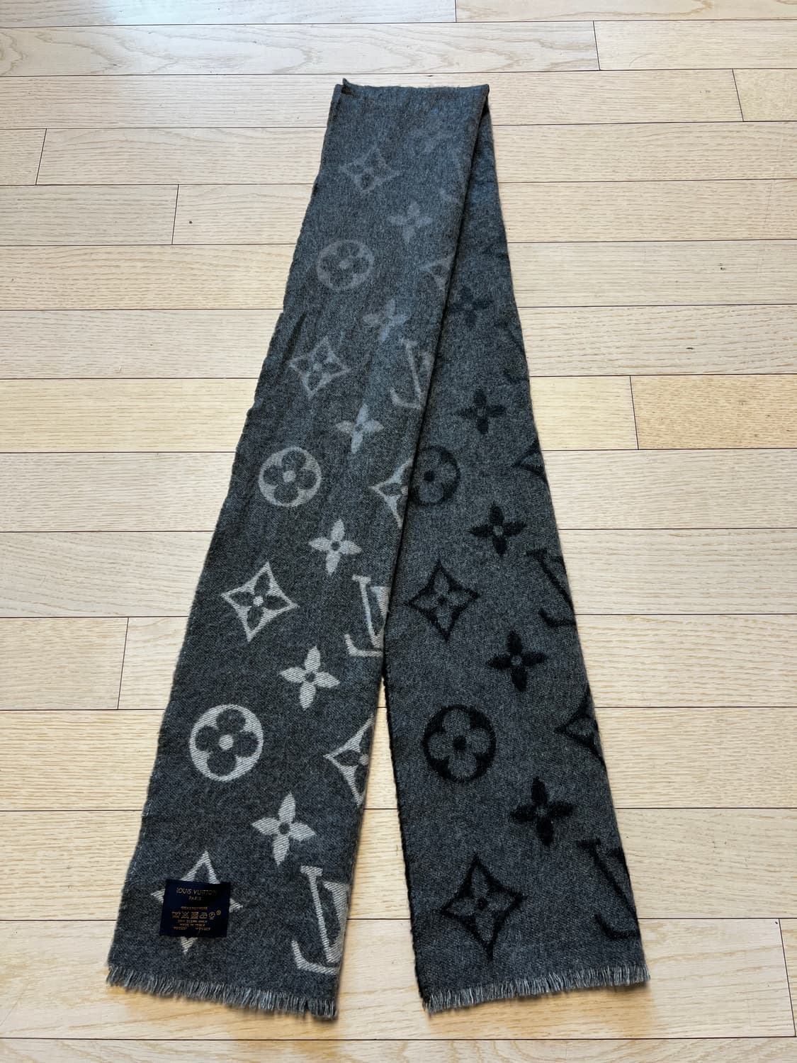 루이비통 모노그램 Dawn to Dusk 머플러 상품이미지8