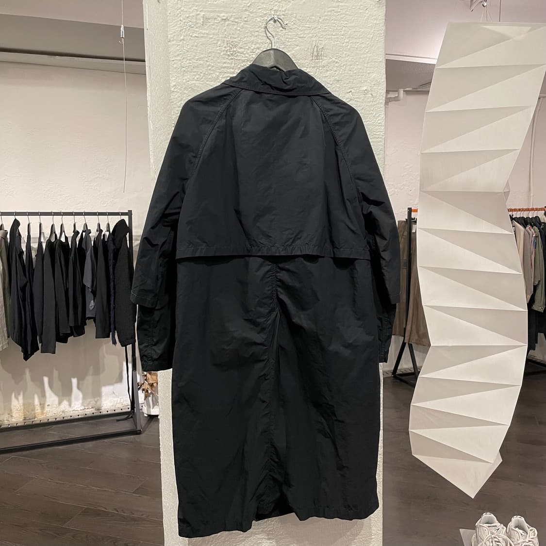 언유즈드 비대칭 오버사이즈 트렌치 코트 상품이미지4