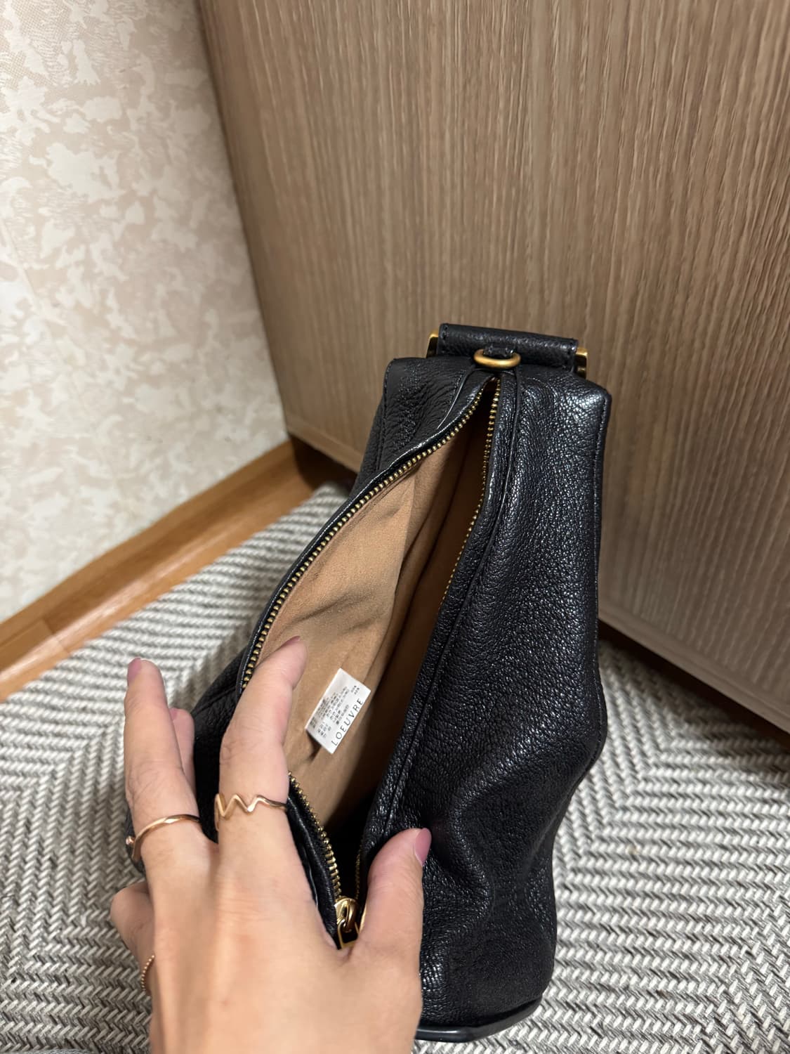 루에브르 삭 드 트럼펫 숄더백 상품이미지6