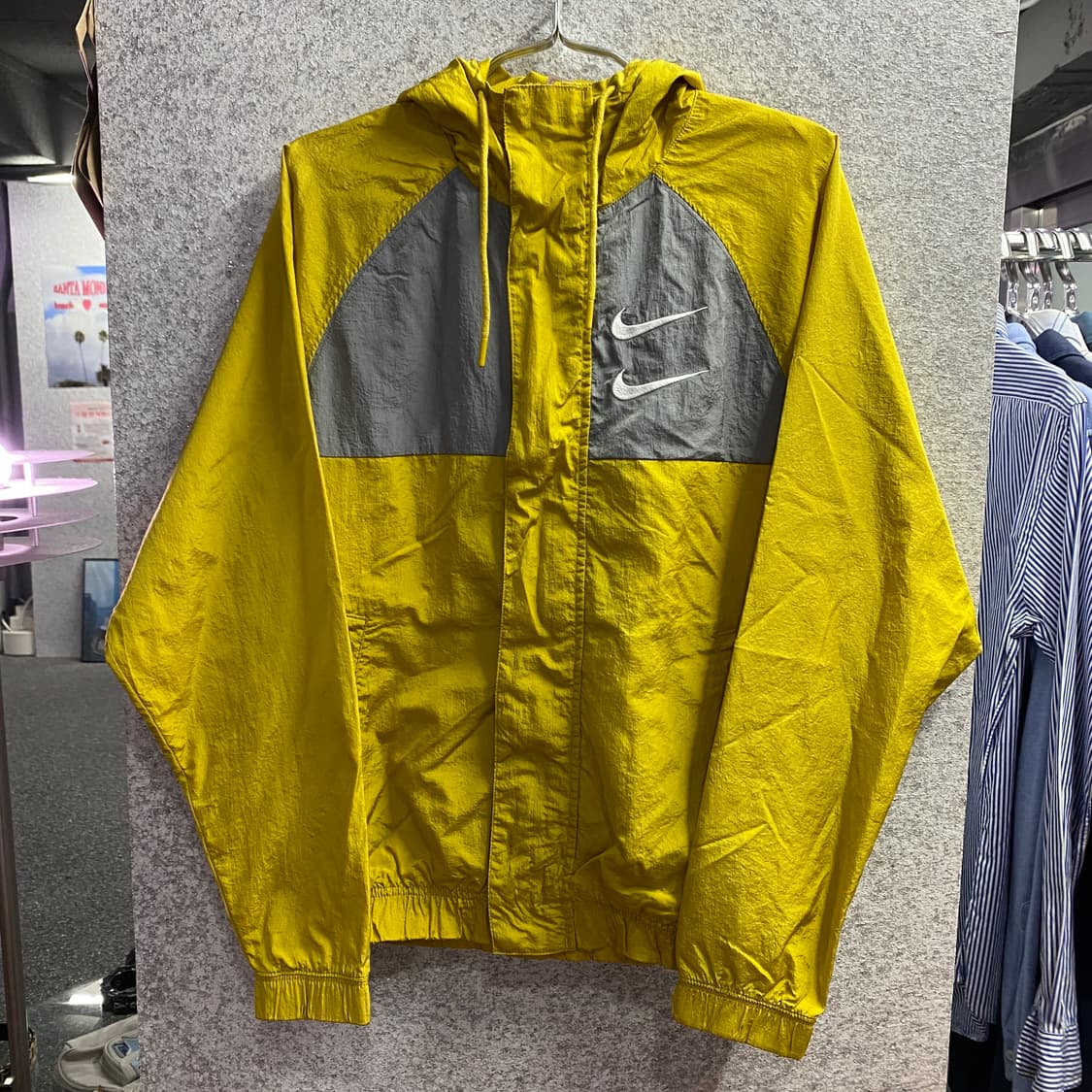 나이키 더블스우시 옐로우 우븐 후드 자켓 바람막이 B3974 상품이미지2