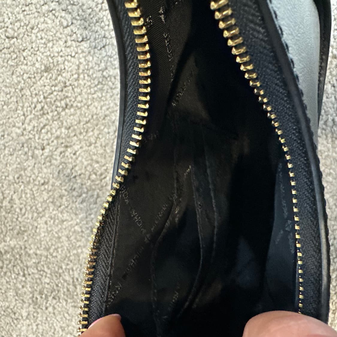 마이클코어스 윌마 스몰 크로스 숄더백S 상품이미지9