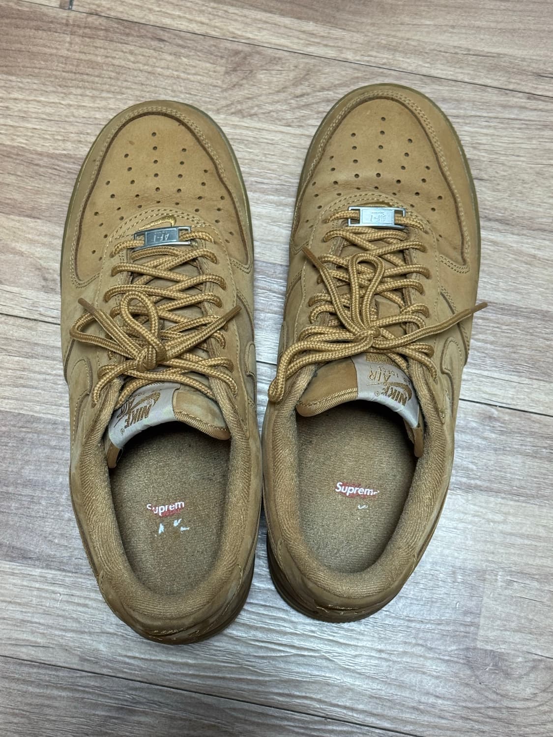 나이키X슈프림 에어포스1 270 상품이미지1