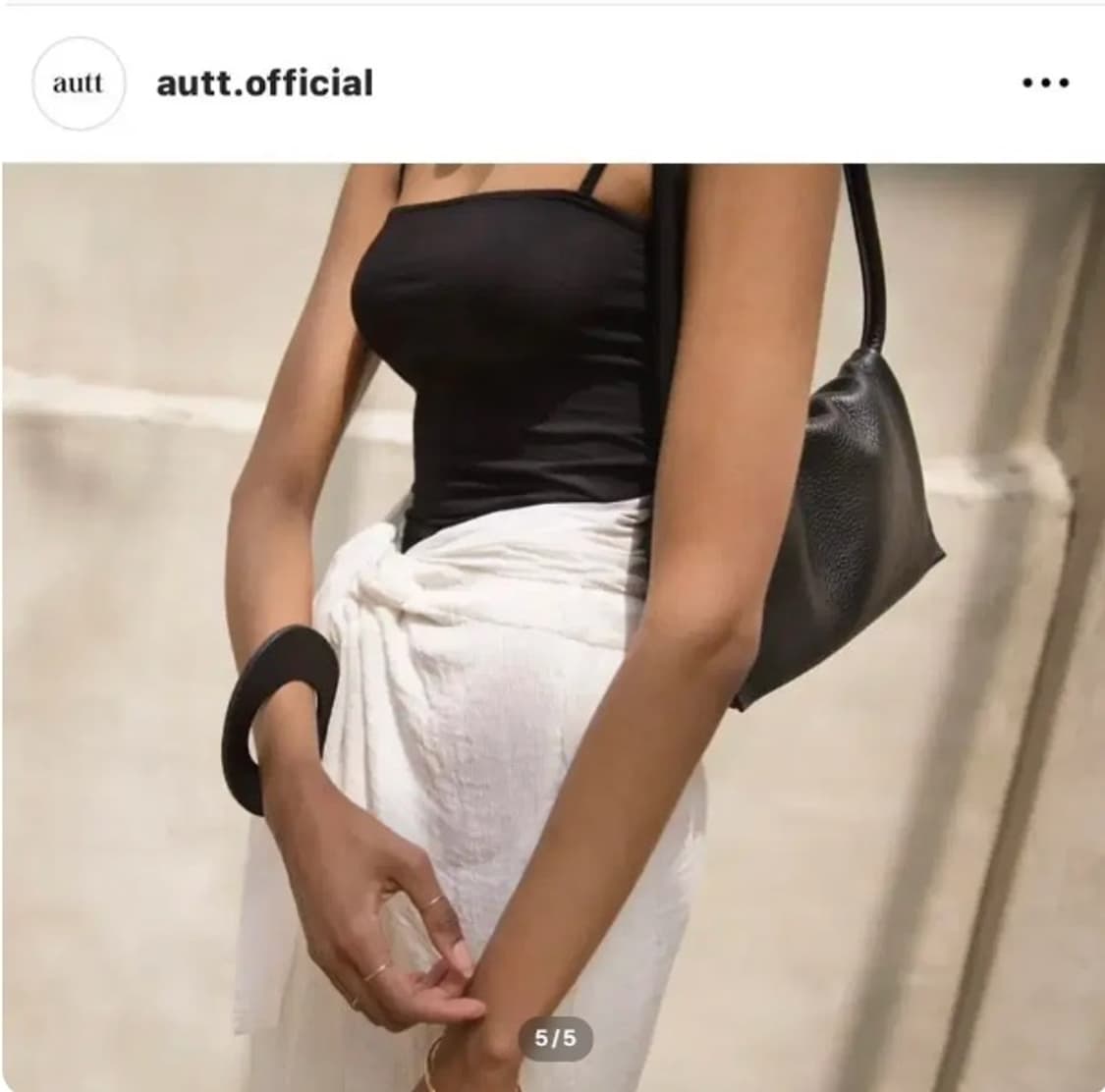 Autt 어트 블랙 레더 폴디드백 숄더백 상품이미지1