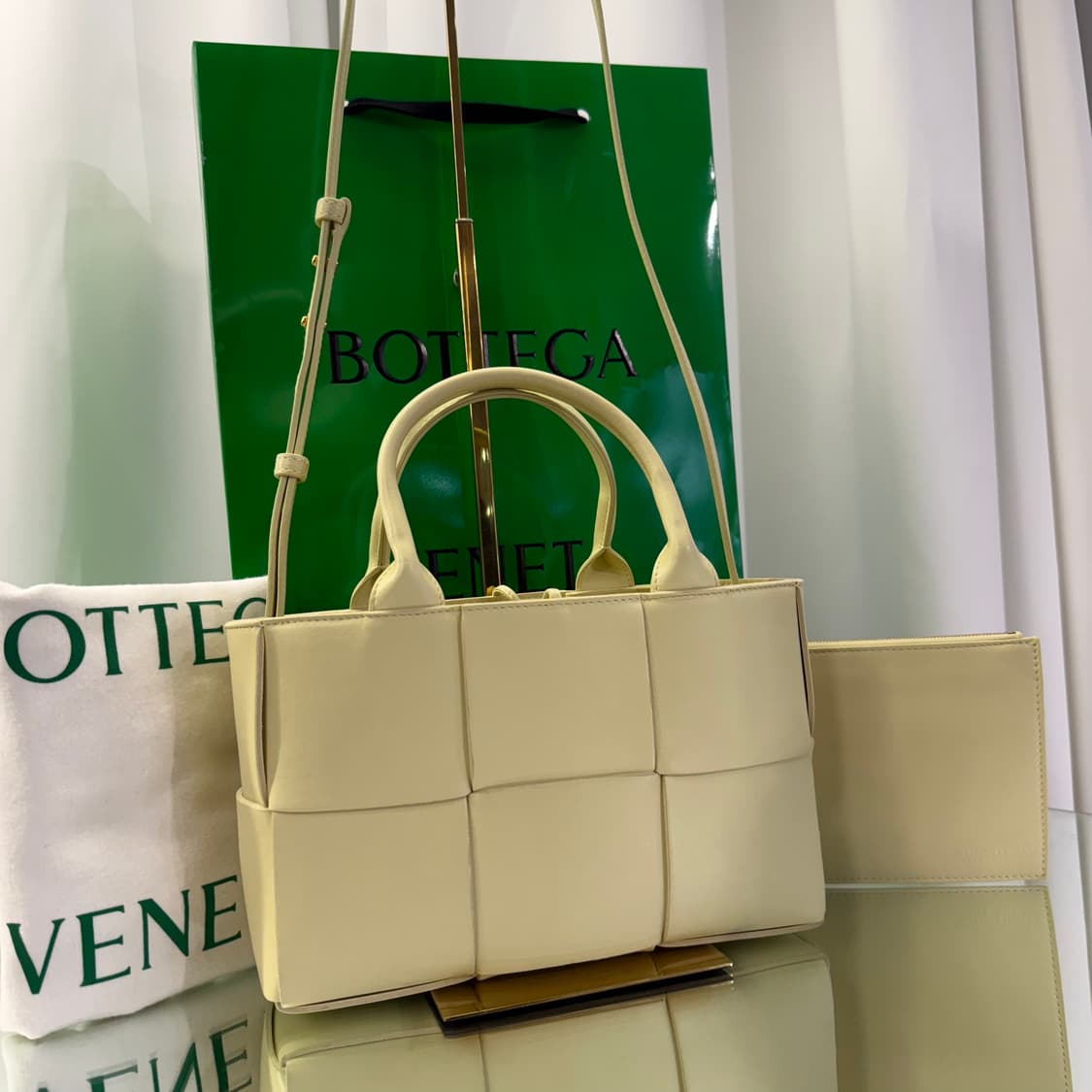 보테가베네타 아르코 미니 토트백 크로스백 상품이미지2