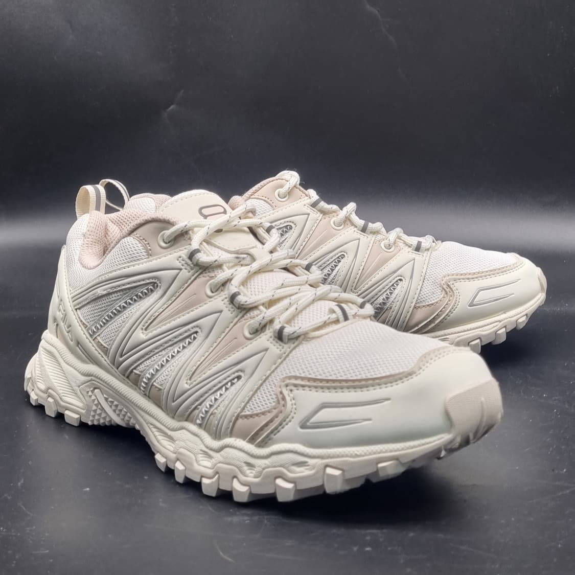 휠라 트레일 남성런닝화270 상품이미지1