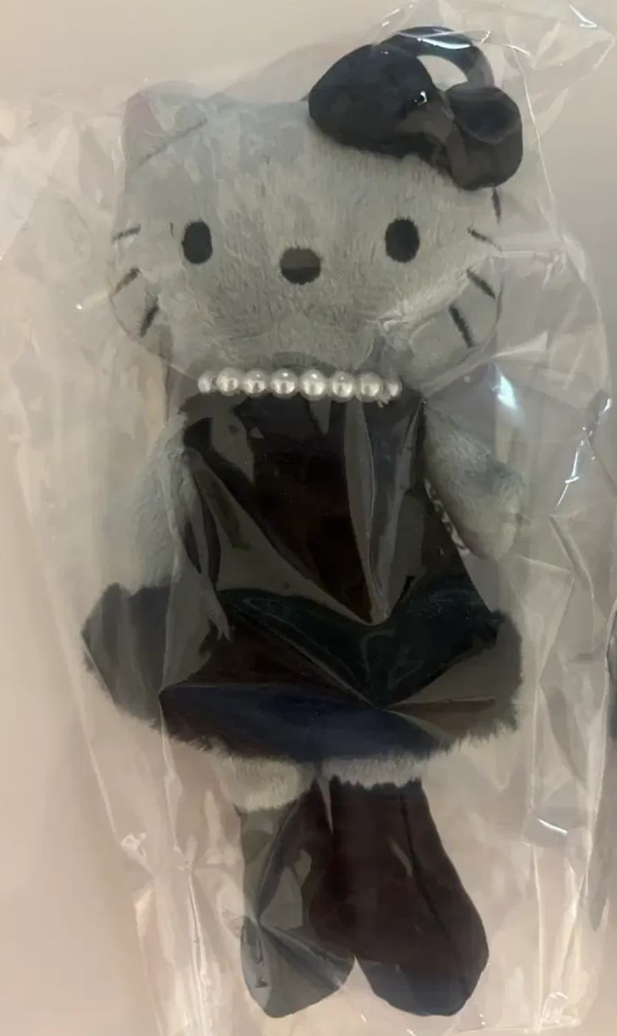 헬로키티 블랙 롱다리 진주 스타일업 마스코트 상품이미지2