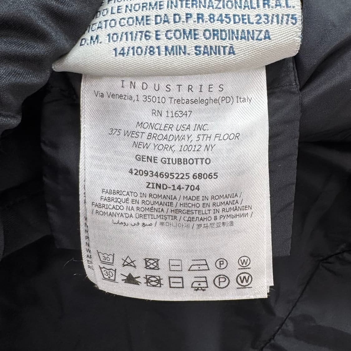 [0사이즈] 몽클레어 제네 여성 벨트 패딩 블랙 상품이미지9