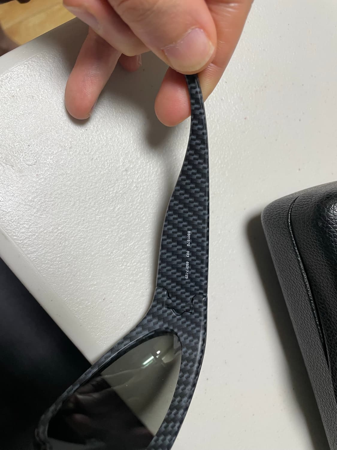 [OS] 발렌시아가 스위프트 오발 카본 선글라스 상품이미지4