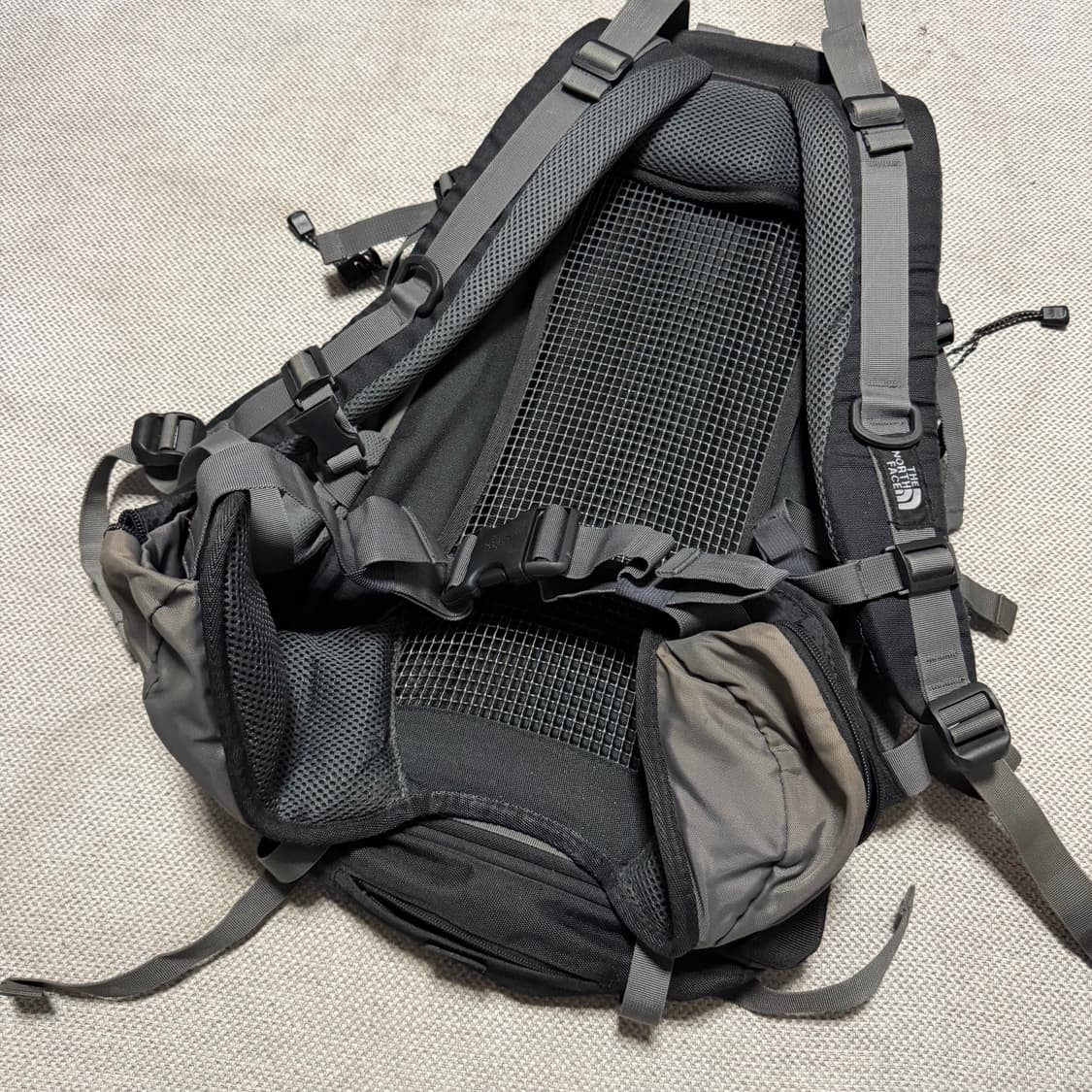 노스페이스 플라이트 시리즈 Electron 40 백팩 상품이미지9