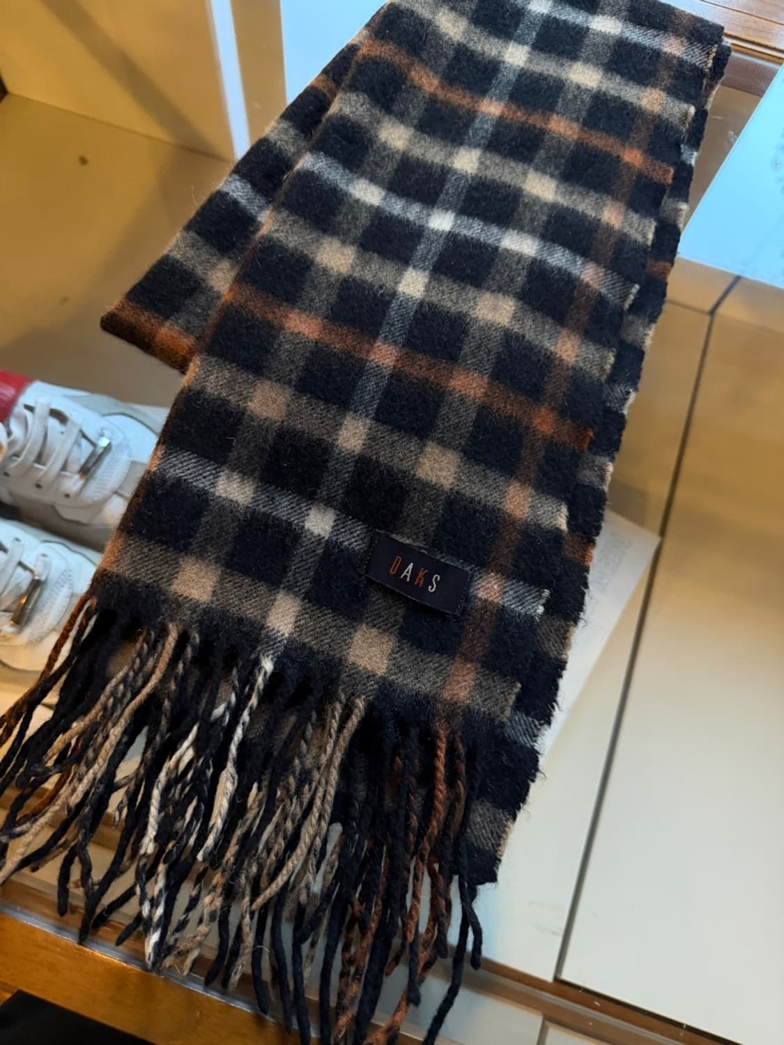 닥스 건클럽체크 캐시미어 머플러 상품이미지4