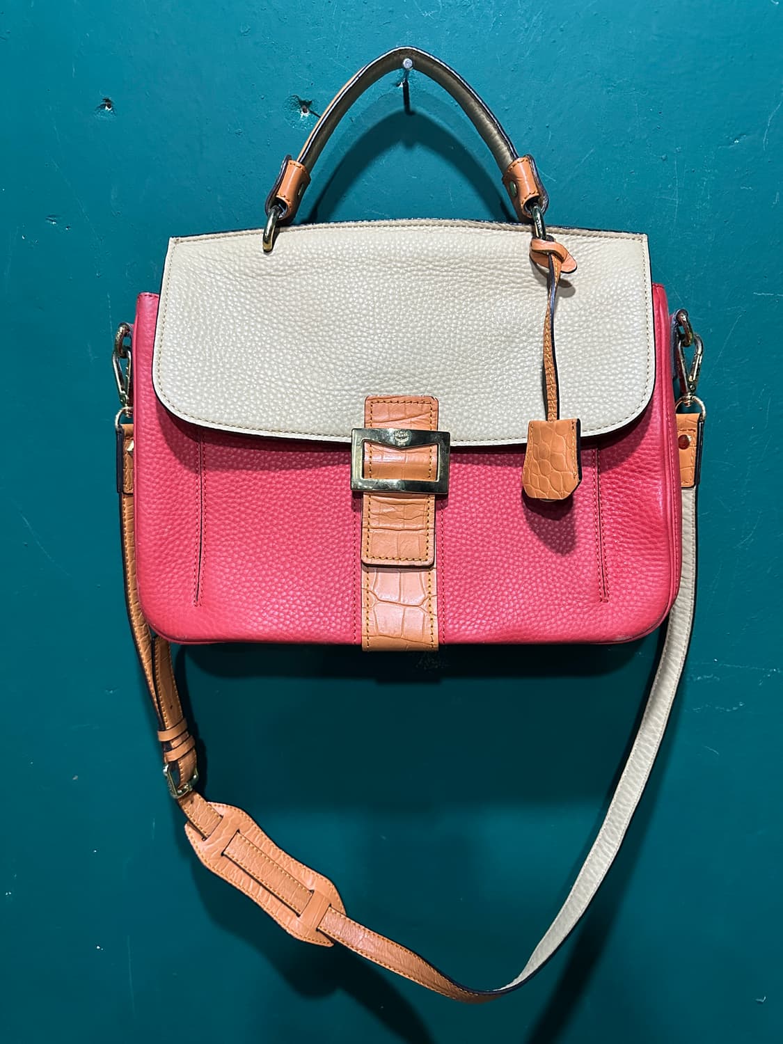 mcm가죽 크로스백 상품이미지1