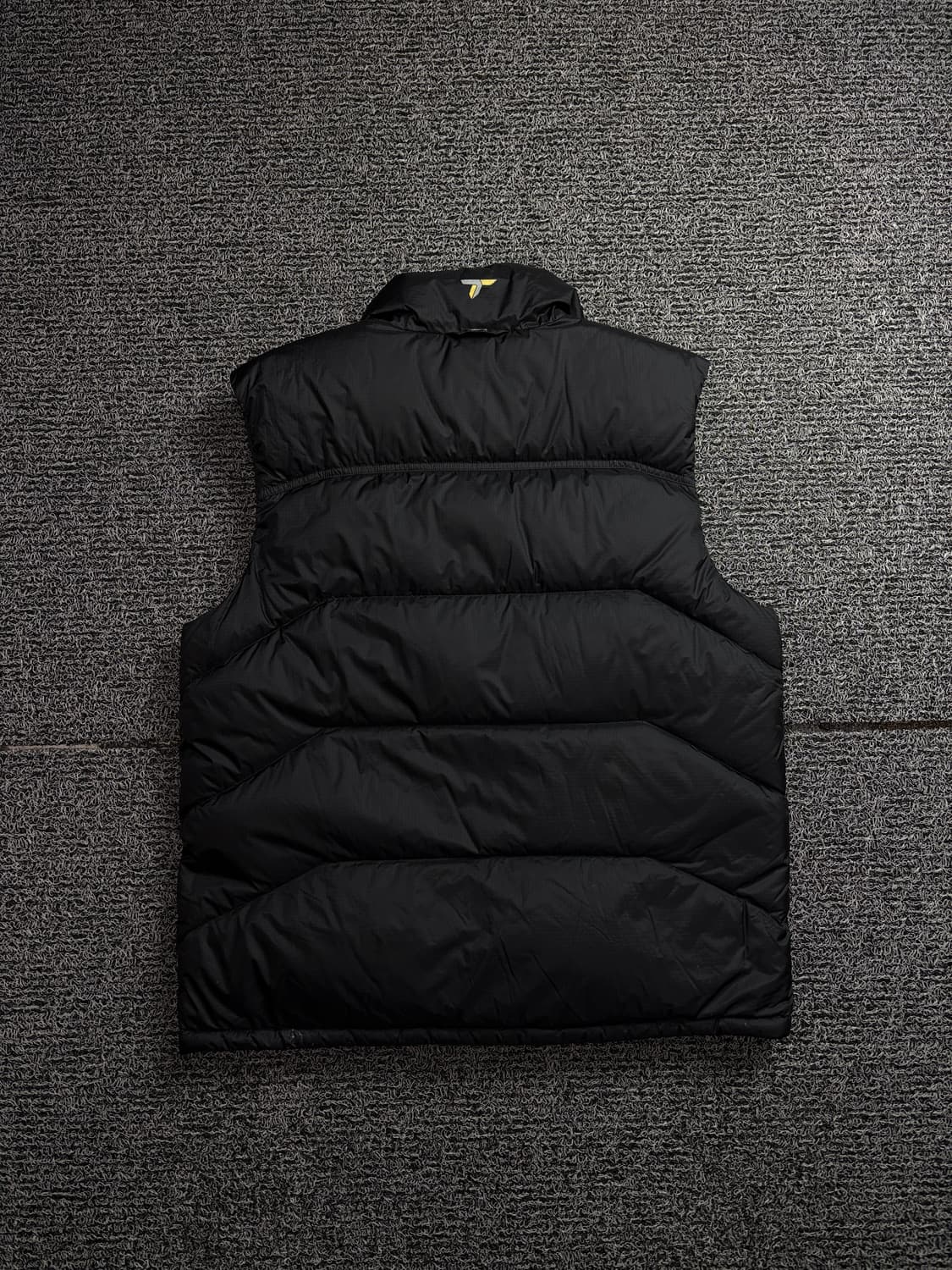 컬럼비아 USA 티타늄 옴니히트 다운 베스트 블랙 1882 상품이미지6