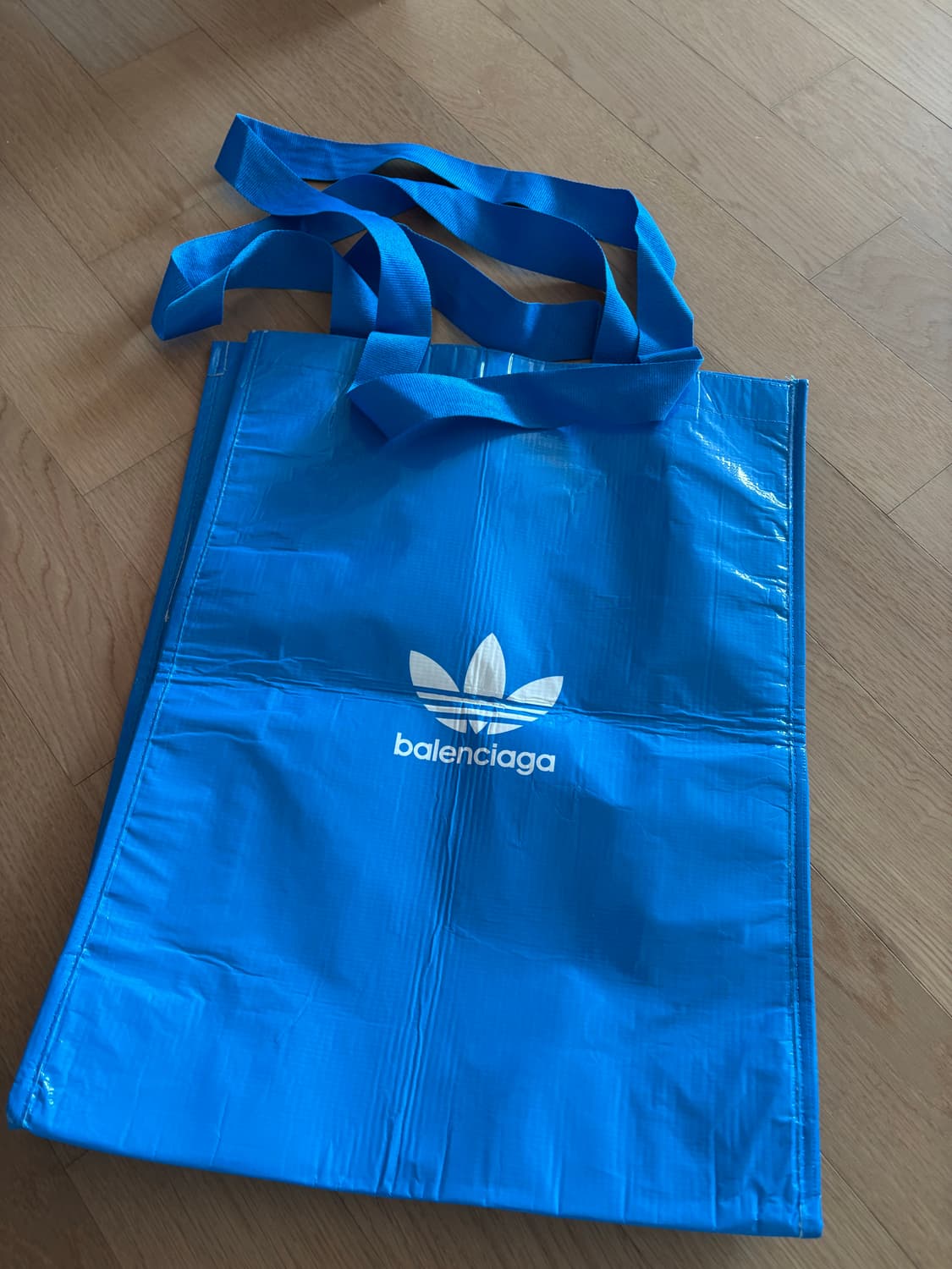 발렌시아가x아디다스 콜라보 쇼핑백 상품이미지2
