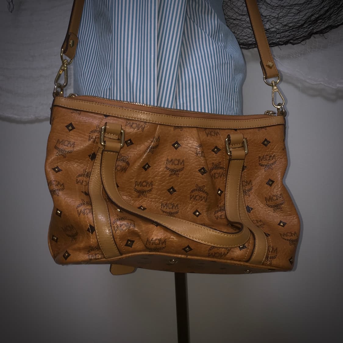MCM stud detail vtg shoulder bag 상품이미지5